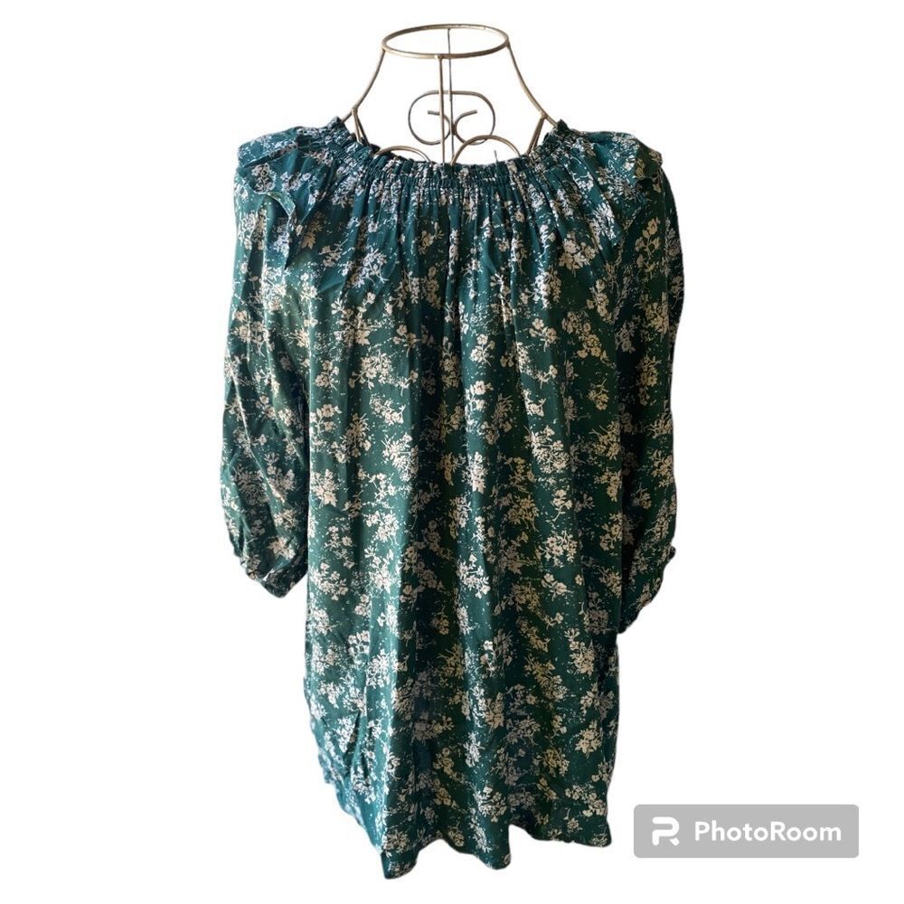 Doe & Rae Green Floral Ruffle Neck Top Size Small